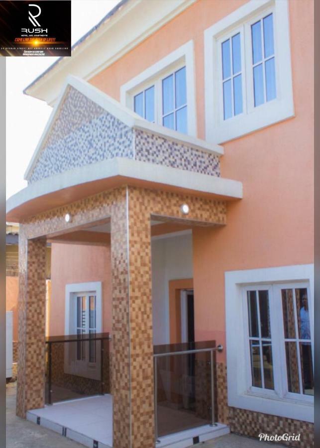 Rush Hotel & Apartments Lagos Exterior photo